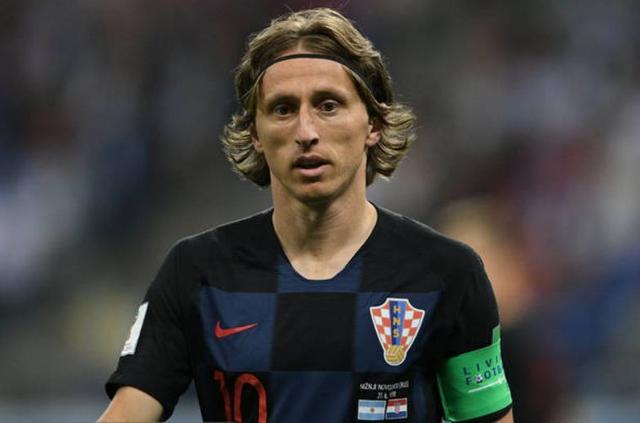 [图]莱昂纳多双响武磊替补助攻 海港3-2战胜玉昆